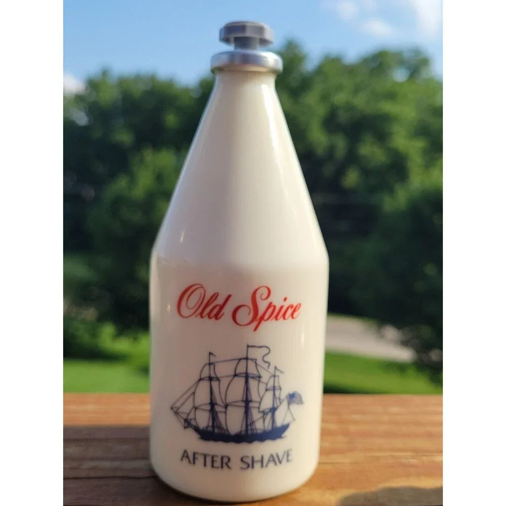 Vintage Old Spice After Shave 4-1/4 fl oz Glass Bottle Star Cap Shulton USA NOS